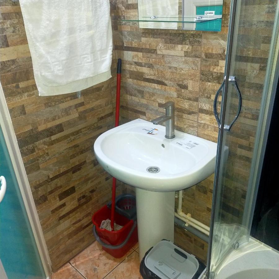 Vila Elena Ap 1 Bukares Bagian luar foto